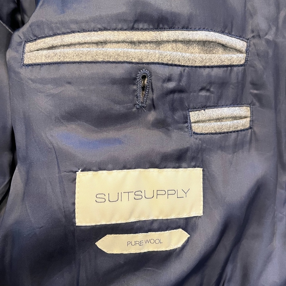 Suitsupply. Men’s. Wool. Coat. Large. Gray. - Picture 4 of 5